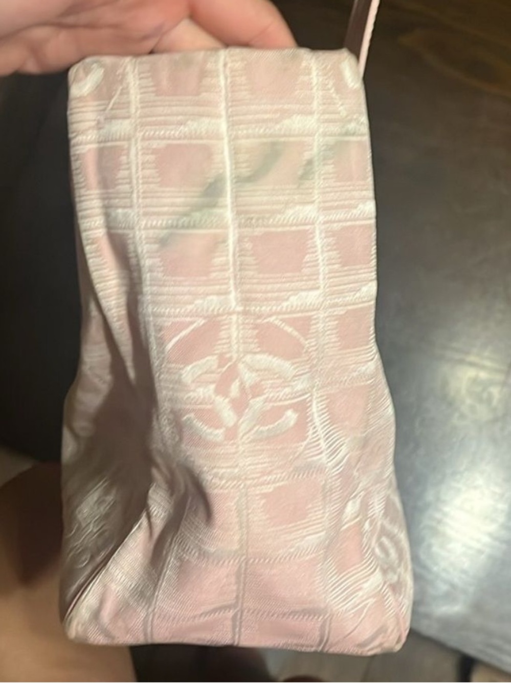 CHANEL pink CC logo Travel Tote - Picture 13 of 16